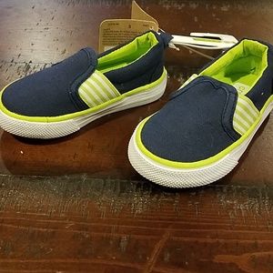 Crazy 8 slip on shoes Size 5